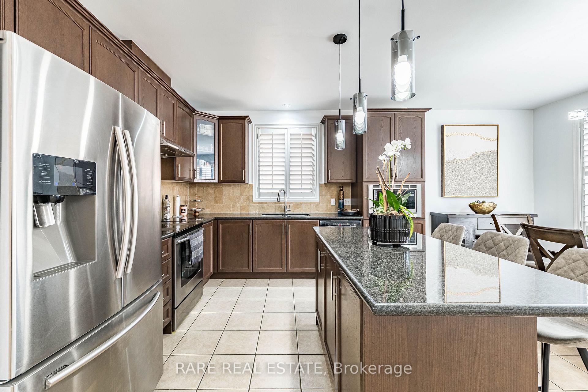 Photo 11 of 86 Vanderpool Crescent, Brampton, Bram East — HOMEH