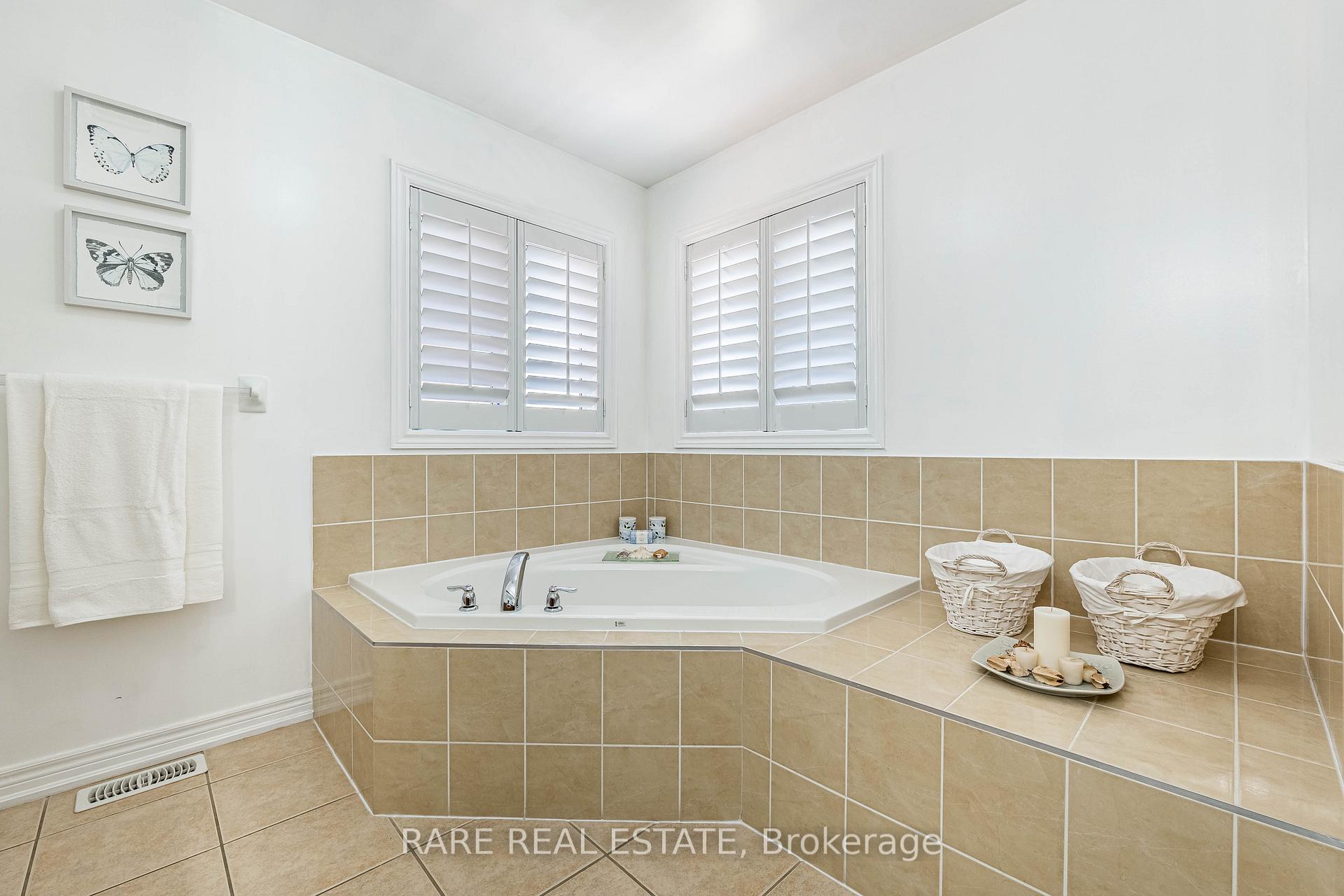 Photo 25 of 86 Vanderpool Crescent, Brampton, Bram East — HOMEH