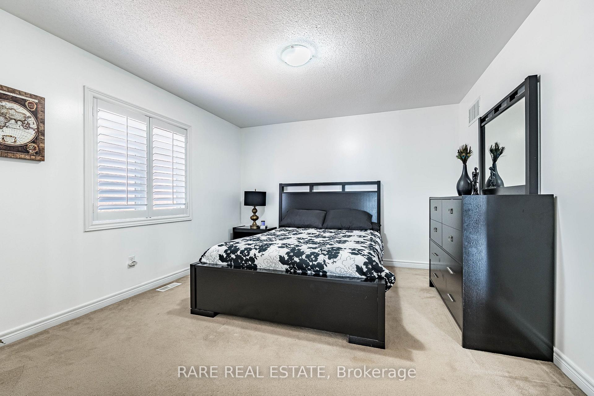 Photo 33 of 86 Vanderpool Crescent, Brampton, Bram East — HOMEH