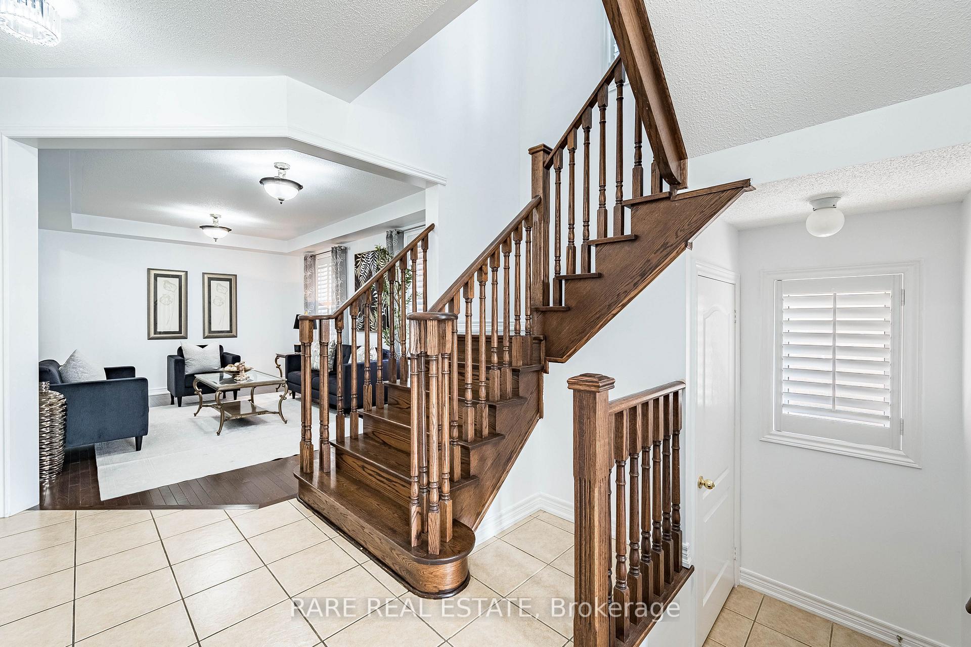Photo 37 of 86 Vanderpool Crescent, Brampton, Bram East — HOMEH