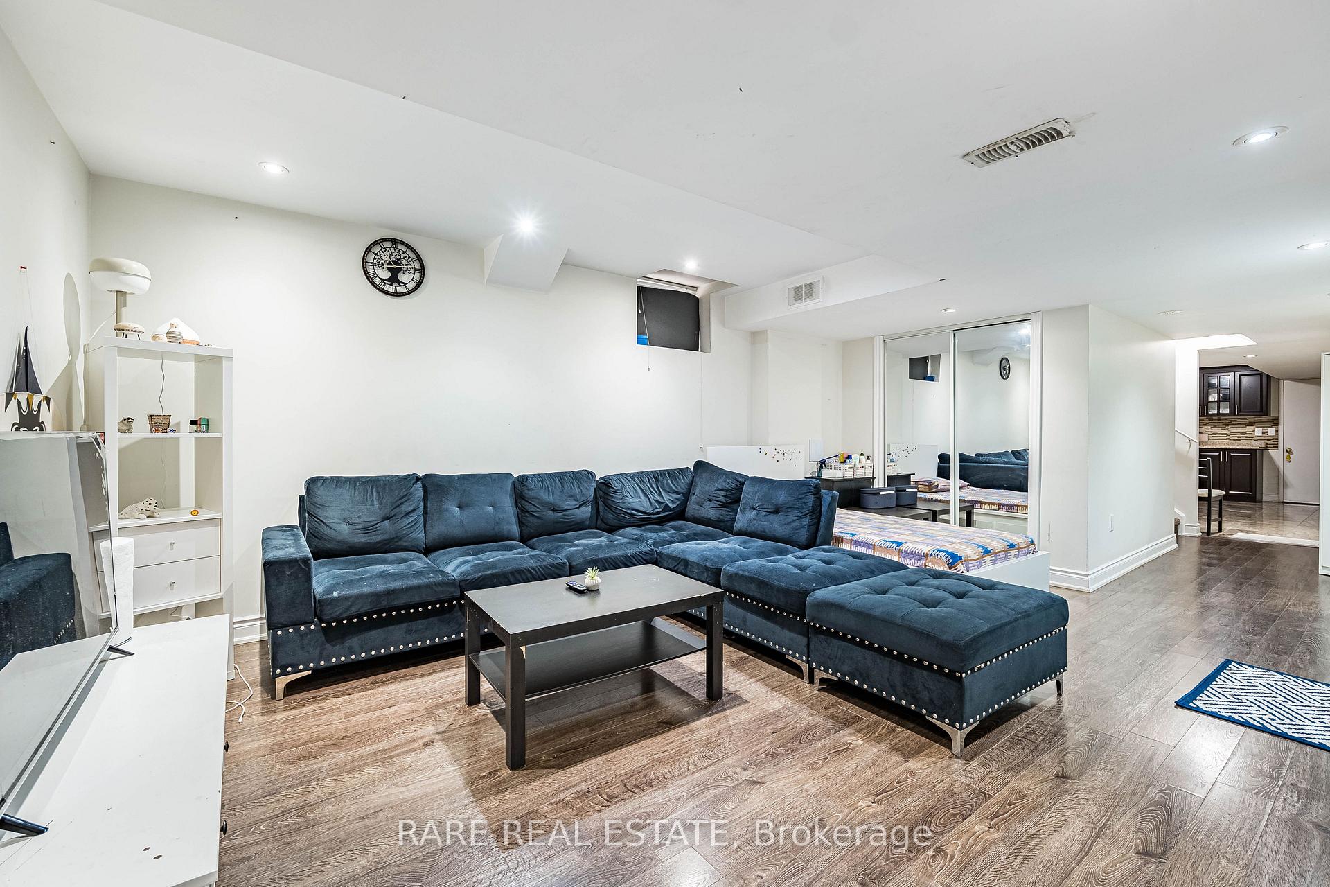 Photo 39 of 86 Vanderpool Crescent, Brampton, Bram East — HOMEH