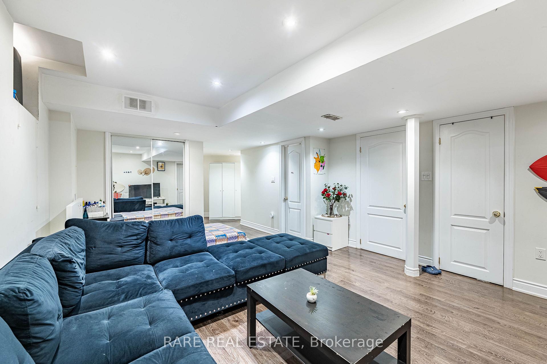 Photo 40 of 86 Vanderpool Crescent, Brampton, Bram East — HOMEH