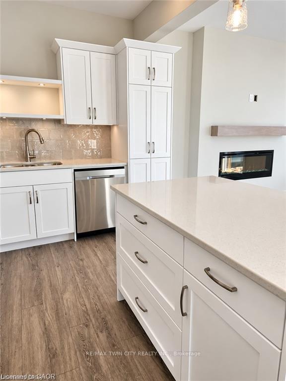 Photo 8 of 74 Keba Crescent, Tillsonburg — HOMEH