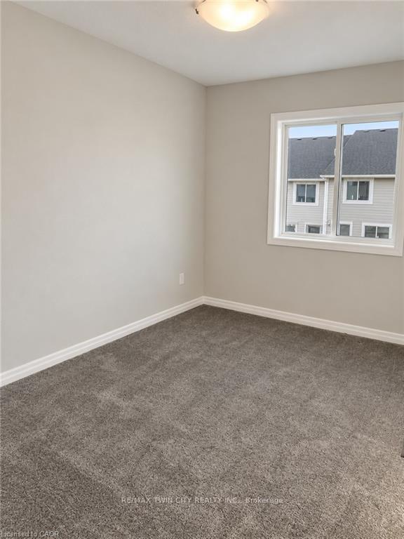 Photo 15 of 74 Keba Crescent, Tillsonburg — HOMEH