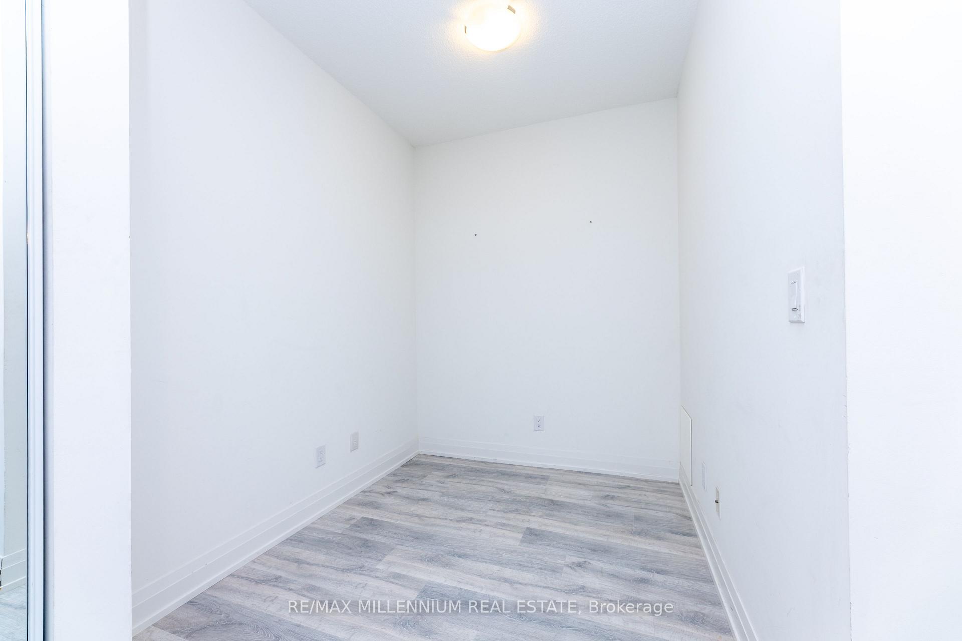 Photo 14 of Unit 1401, 3700 Highway 7 Parkway, Vaughan, Vaughan Corporate Centre — HOMEH