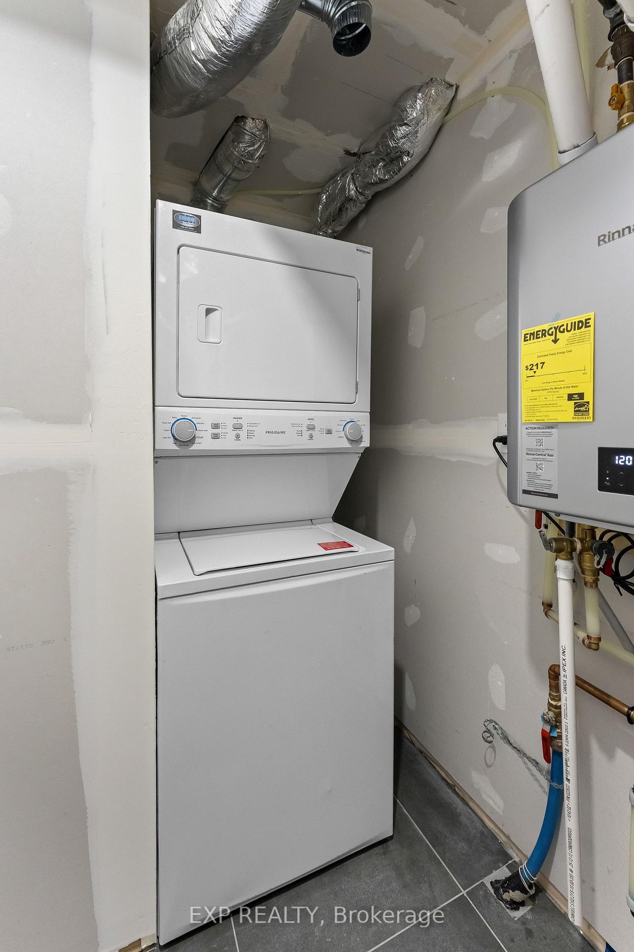 Photo 15 of Unit Unit 4 - Lower, 4271 Fifth Avenue, Niagara Falls, Downtown — HOMEH