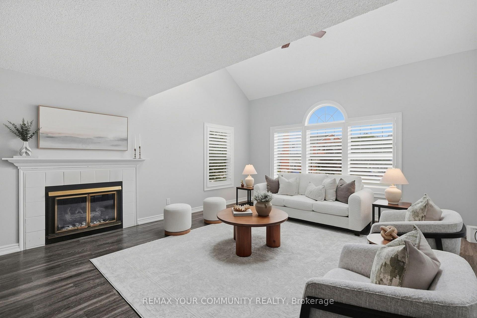 Photo 7 of Unit H-5, 1661 Nash Road, Clarington, Courtice — HOMEH