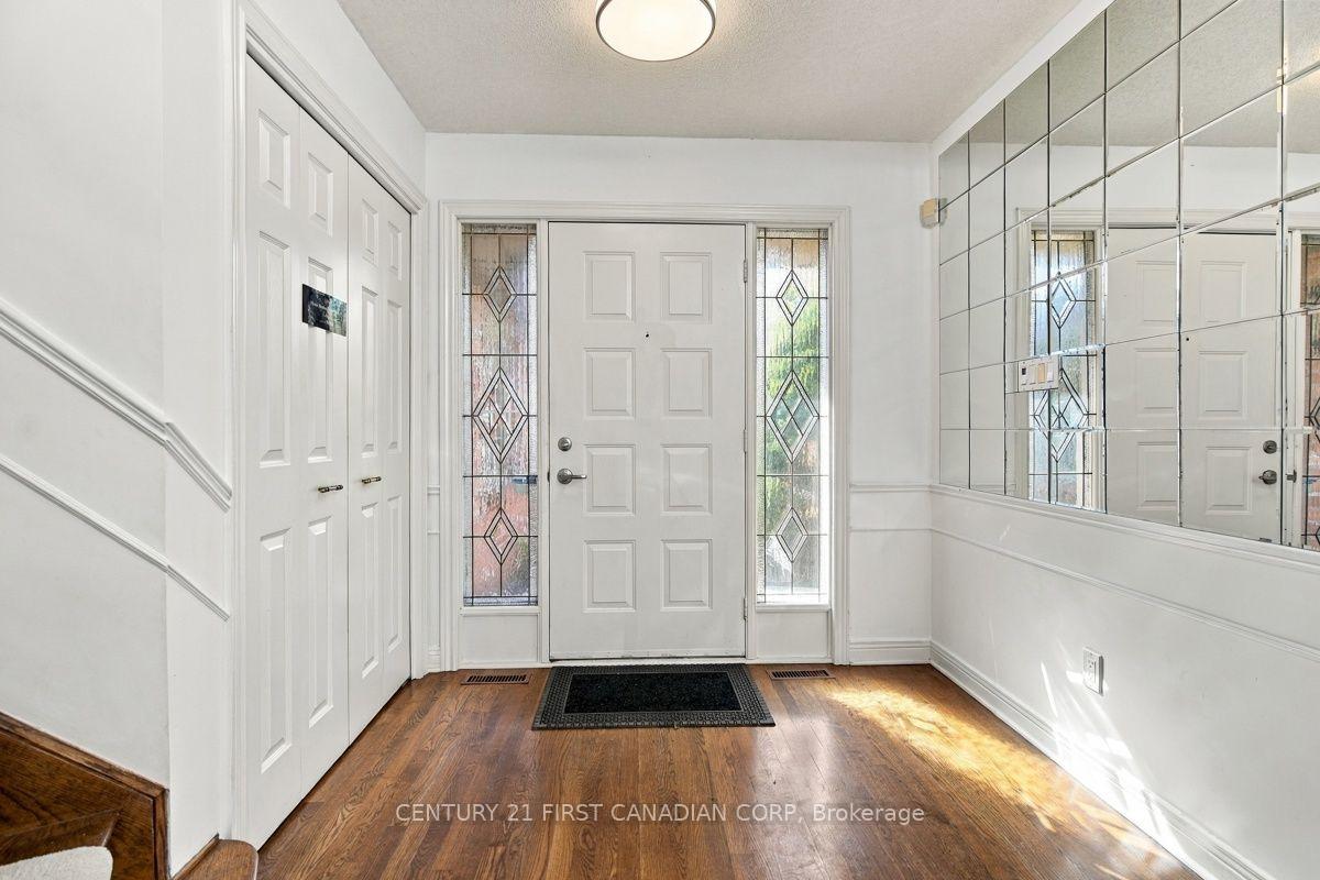 Photo 7 of 122 Sunnyside Drive, London, North G — HOMEH