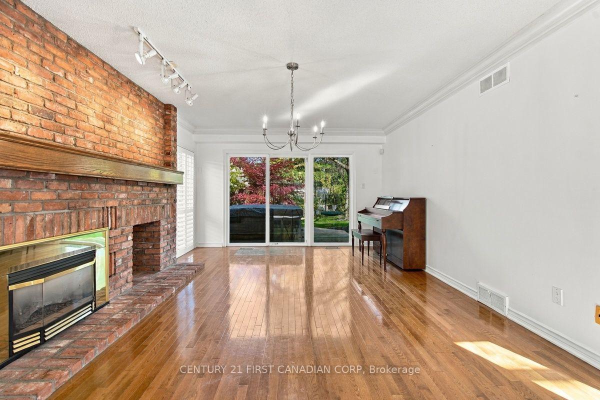 Photo 15 of 122 Sunnyside Drive, London, North G — HOMEH