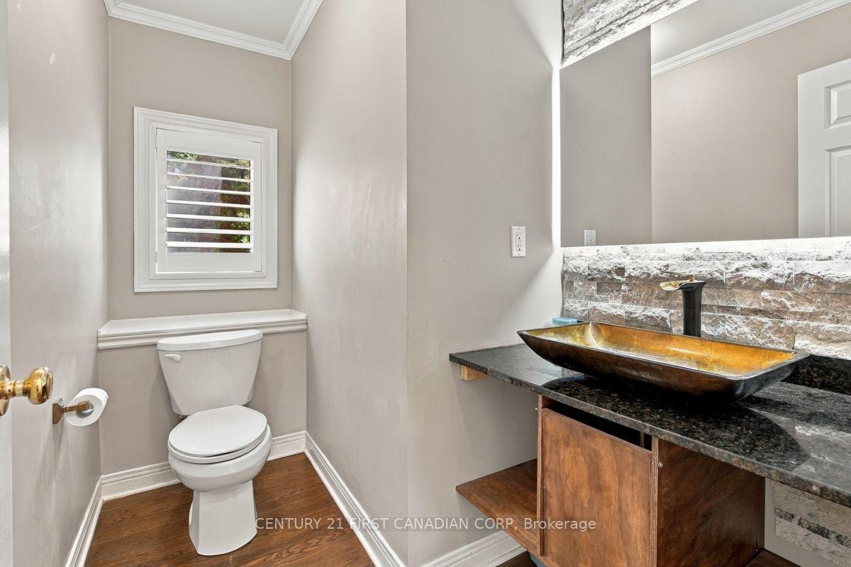 Photo 37 of 122 Sunnyside Drive, London, North G — HOMEH