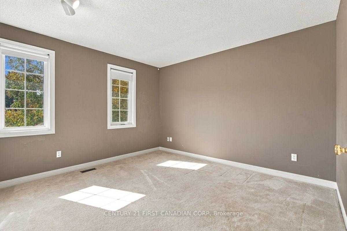 Photo 51 of 122 Sunnyside Drive, London, North G — HOMEH