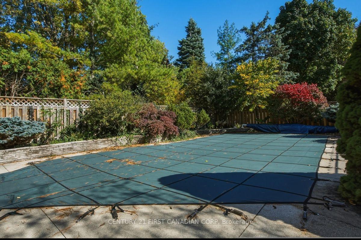 Photo 95 of 122 Sunnyside Drive, London, North G — HOMEH