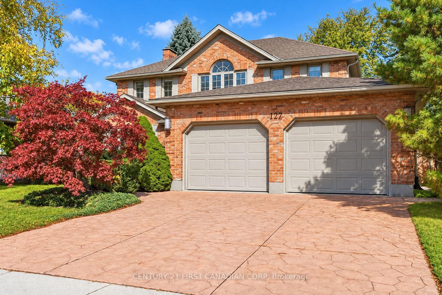 Photo 4 of 122 Sunnyside Drive, London, North G — HOMEH