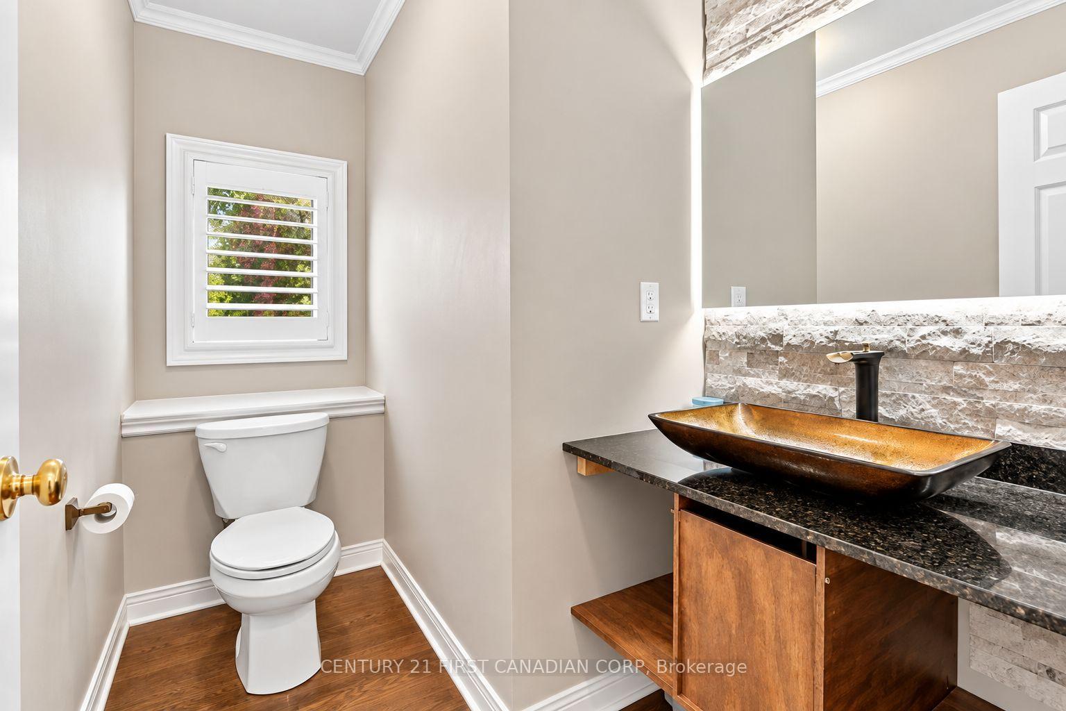 Photo 40 of 122 Sunnyside Drive, London, North G — HOMEH
