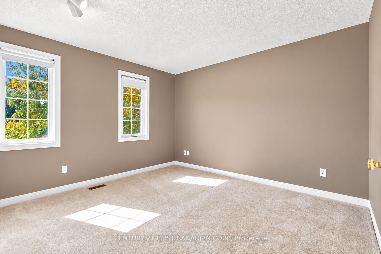 Photo 56 of 122 Sunnyside Drive, London, North G — HOMEH
