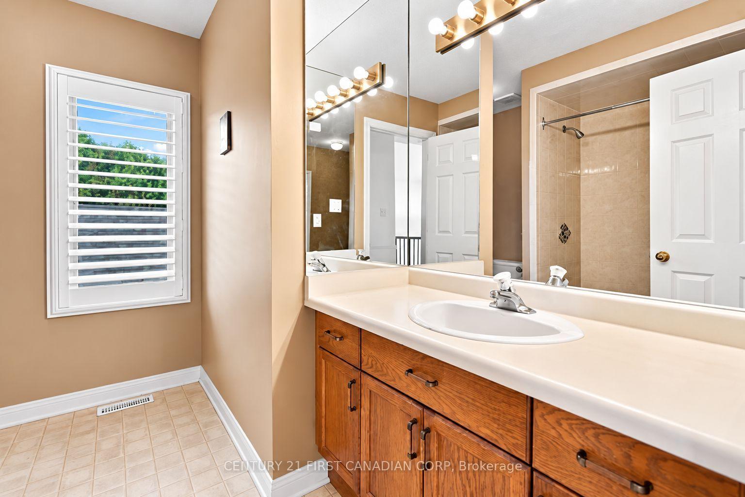 Photo 64 of 122 Sunnyside Drive, London, North G — HOMEH