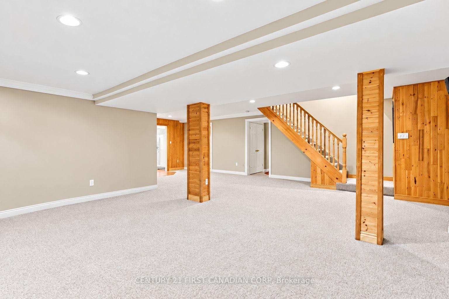 Photo 68 of 122 Sunnyside Drive, London, North G — HOMEH