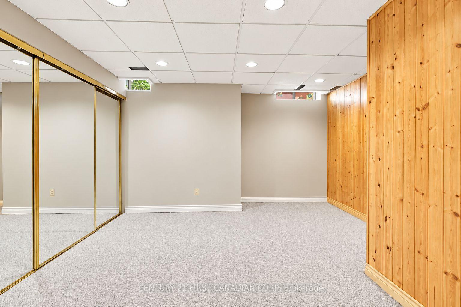 Photo 76 of 122 Sunnyside Drive, London, North G — HOMEH
