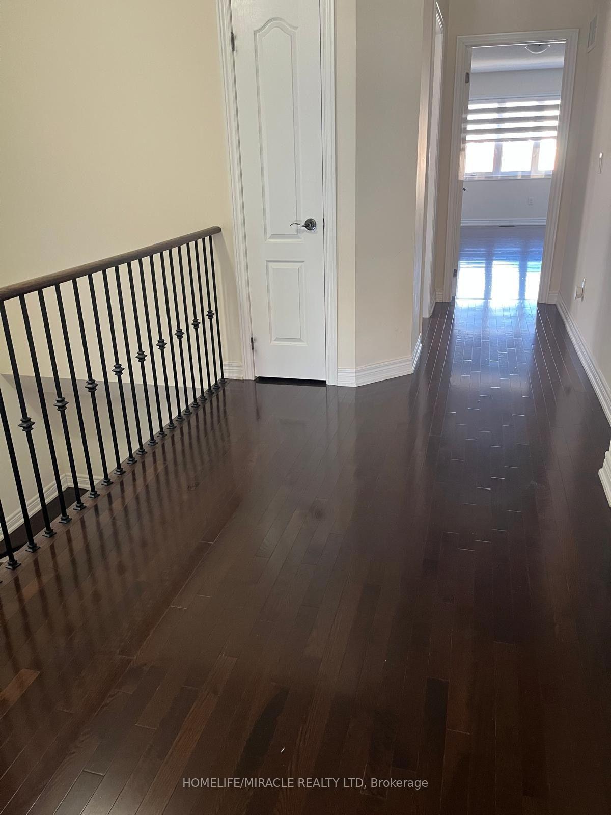Photo 10 of 51 Dawes Road, Brampton, Credit Valley — HOMEH