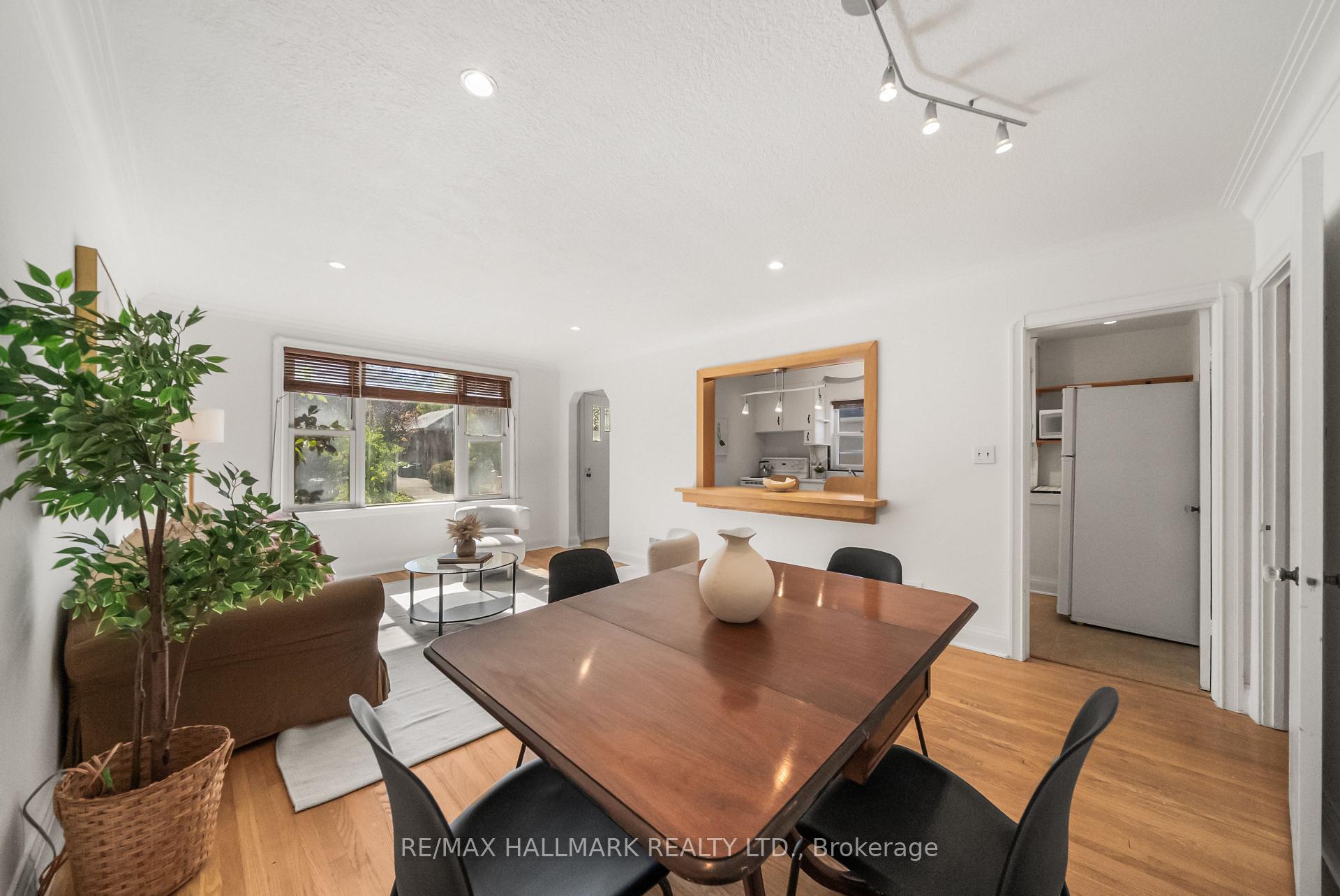 Photo 6 of 50 Connaught Avenue, North York, Newtonbrook West — HOMEH