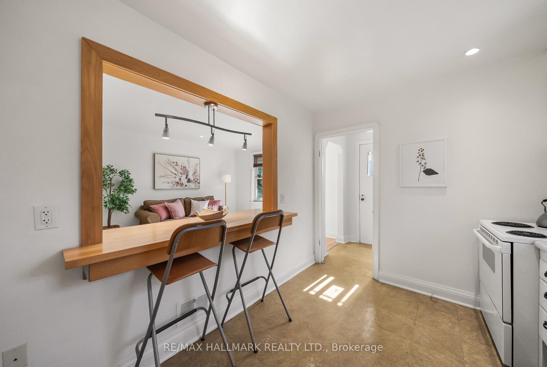 Photo 9 of 50 Connaught Avenue, North York, Newtonbrook West — HOMEH