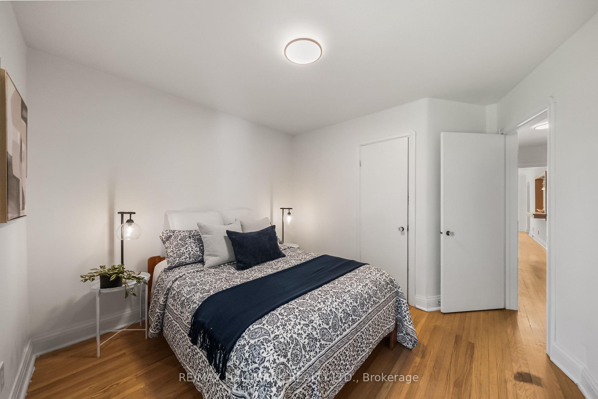 Photo 13 of 50 Connaught Avenue, North York, Newtonbrook West — HOMEH
