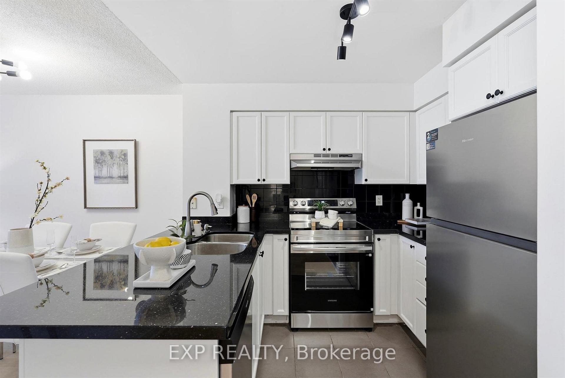 Photo 6 of Unit 623, 231 Fort York Boulevard, Toronto, Niagara — HOMEH