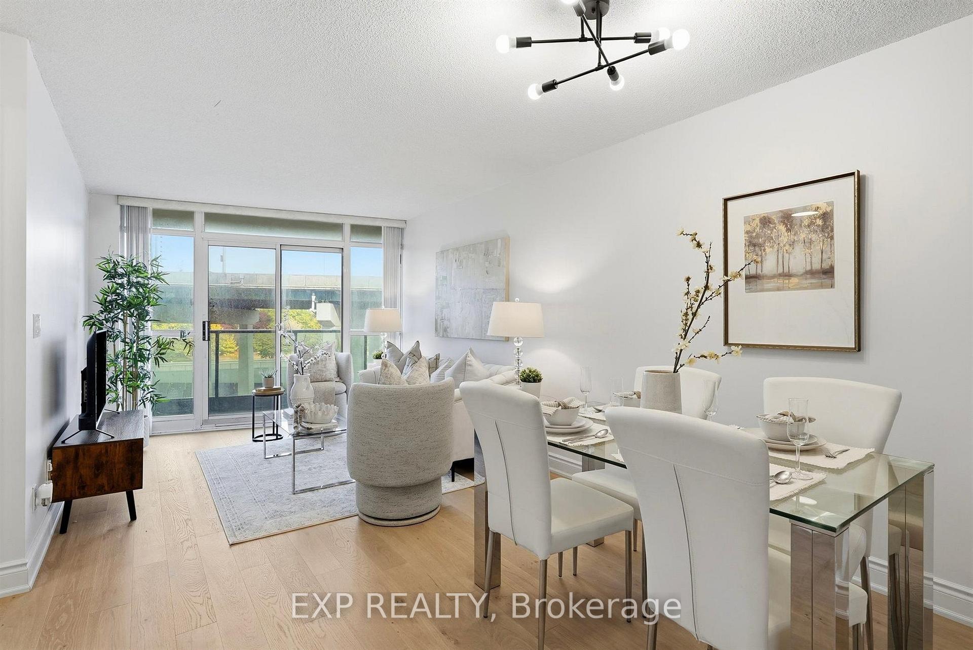 Photo 10 of Unit 623, 231 Fort York Boulevard, Toronto, Niagara — HOMEH