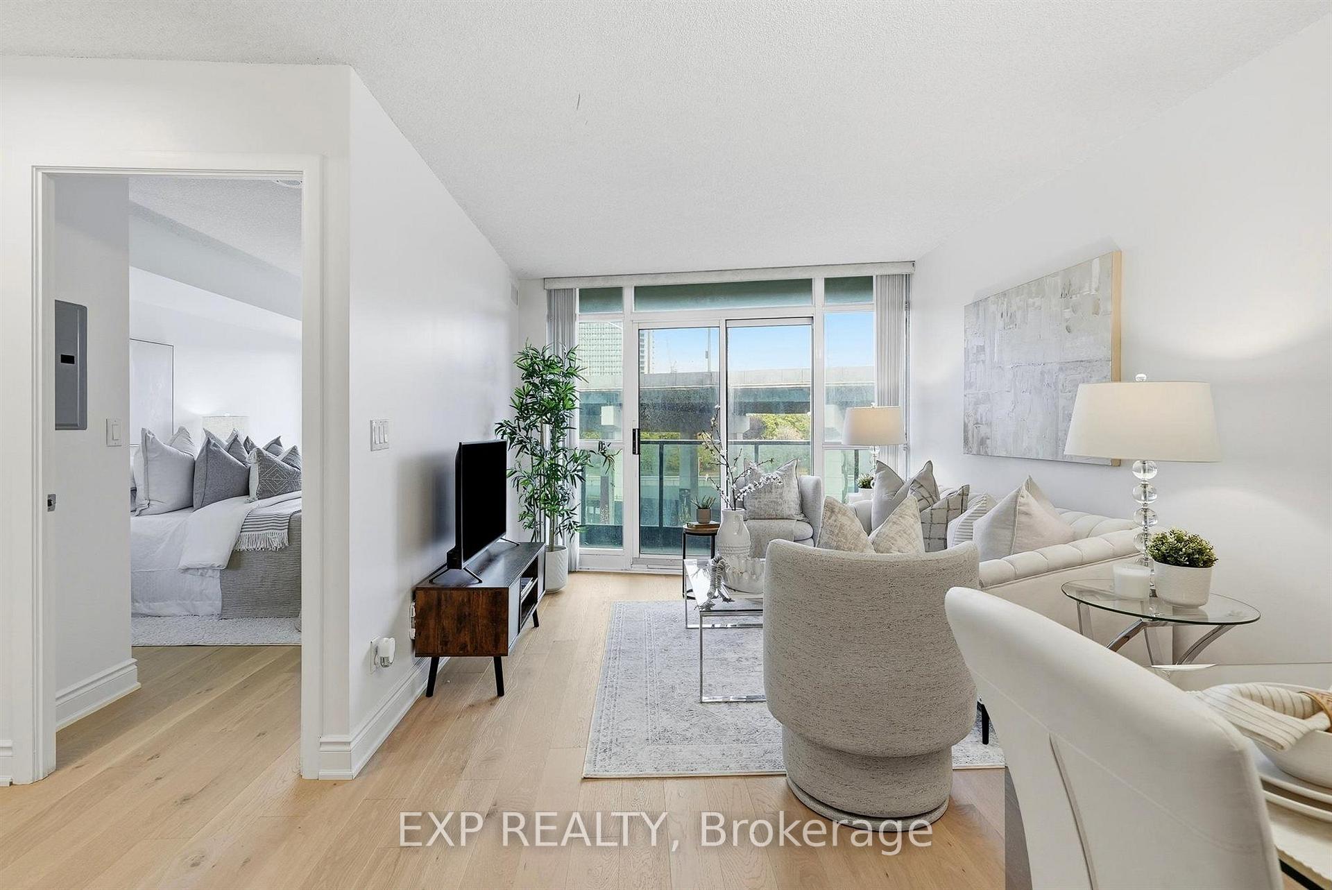 Photo 13 of Unit 623, 231 Fort York Boulevard, Toronto, Niagara — HOMEH