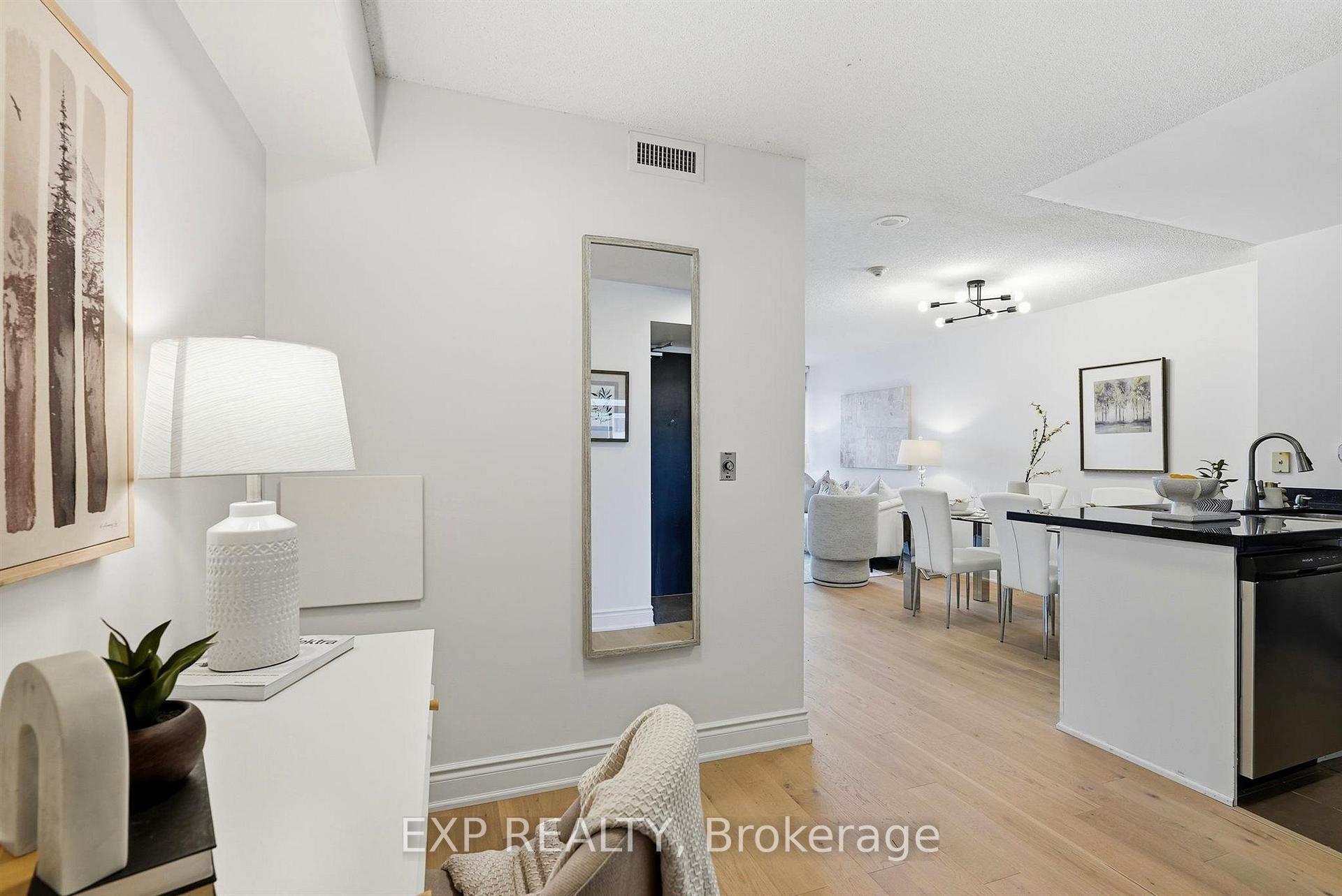 Photo 20 of Unit 623, 231 Fort York Boulevard, Toronto, Niagara — HOMEH