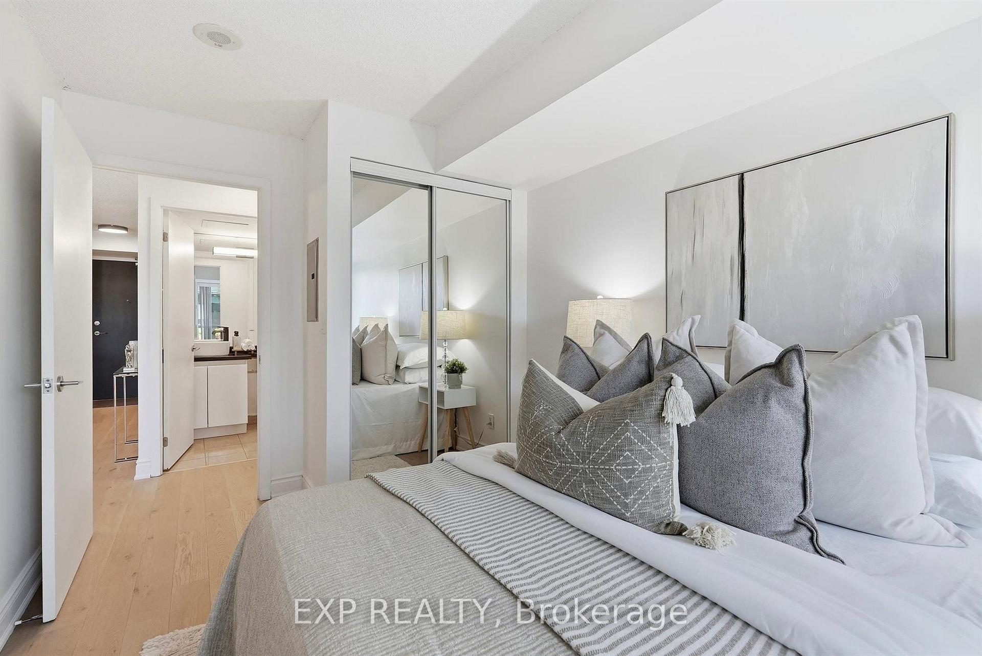 Photo 23 of Unit 623, 231 Fort York Boulevard, Toronto, Niagara — HOMEH