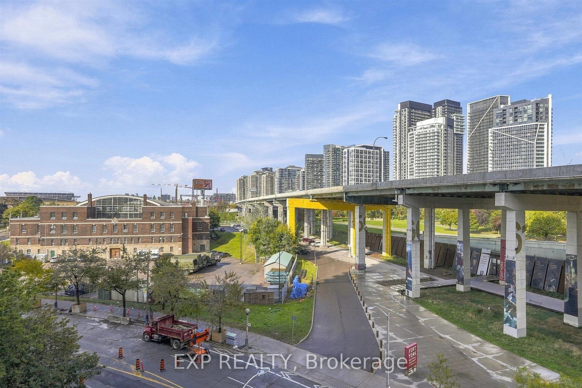 Photo 27 of Unit 623, 231 Fort York Boulevard, Toronto, Niagara — HOMEH