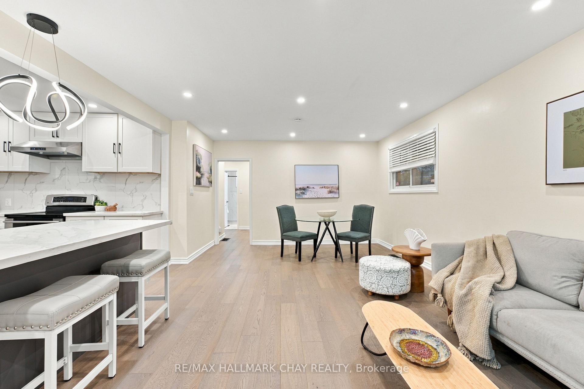 Photo 8 of 11 Davidson Road, Aurora, Aurora Highlands — HOMEH