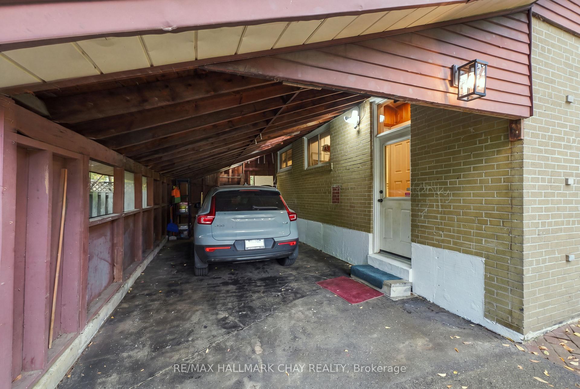 Photo 22 of 11 Davidson Road, Aurora, Aurora Highlands — HOMEH