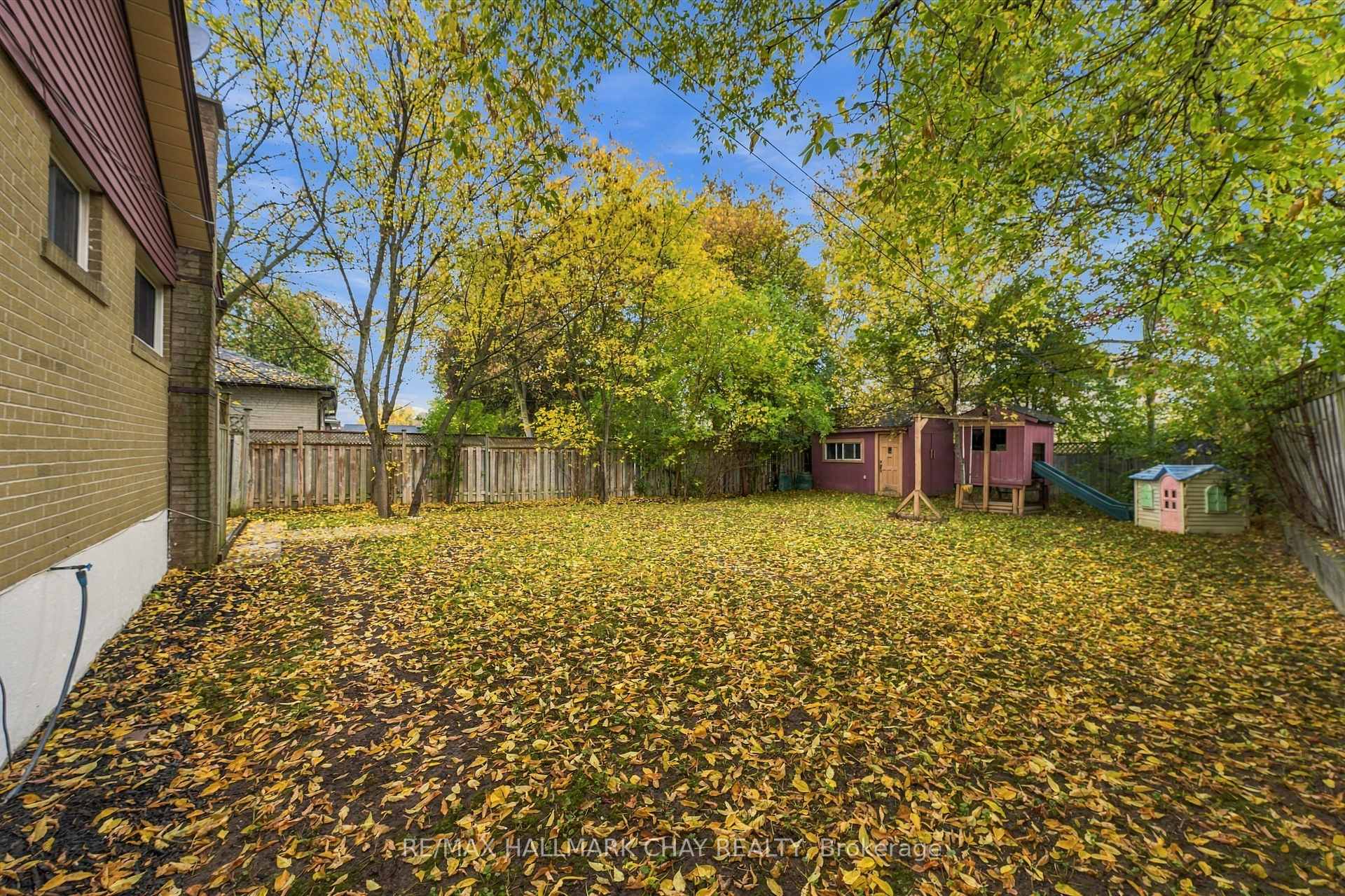 Photo 25 of 11 Davidson Road, Aurora, Aurora Highlands — HOMEH