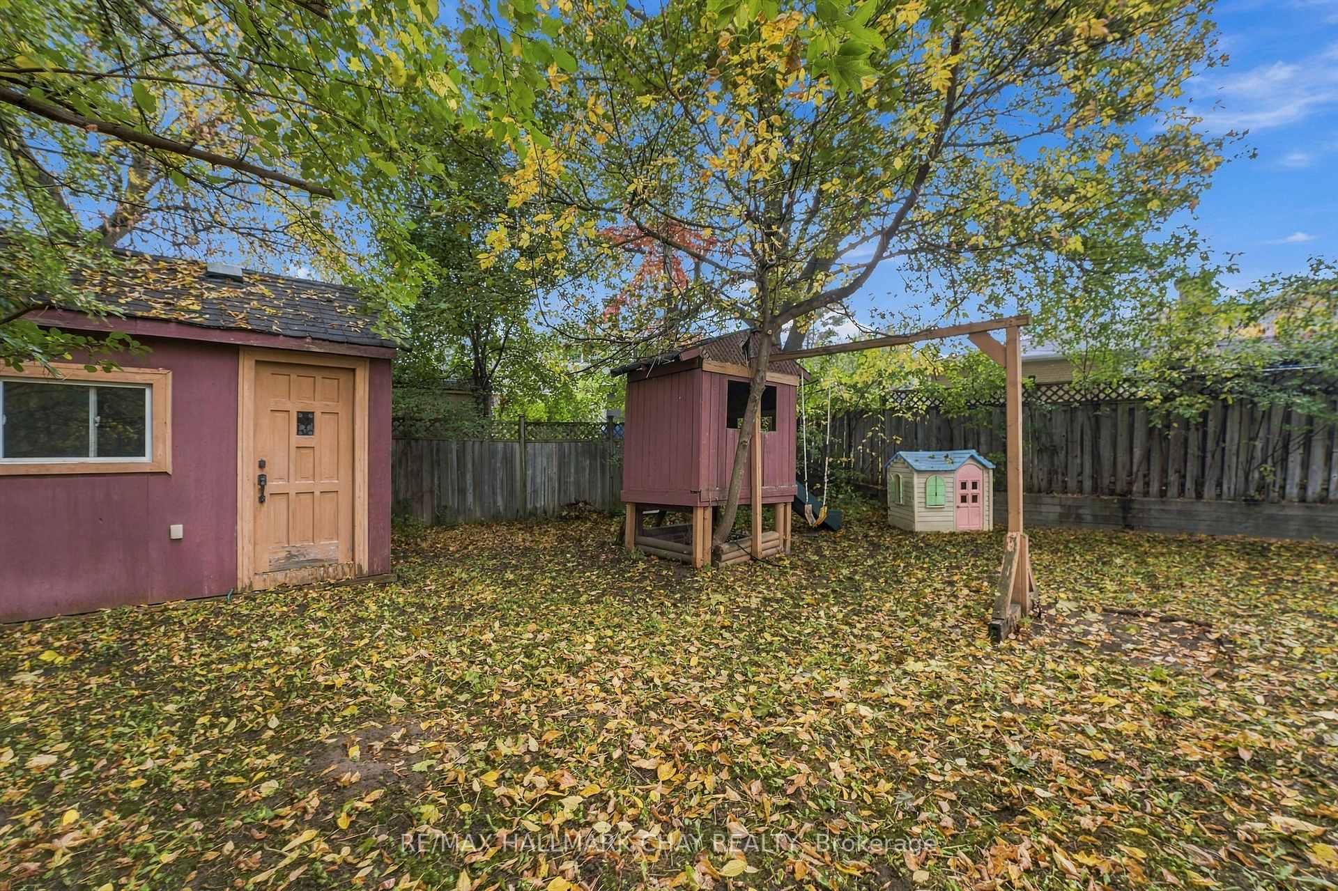 Photo 26 of 11 Davidson Road, Aurora, Aurora Highlands — HOMEH