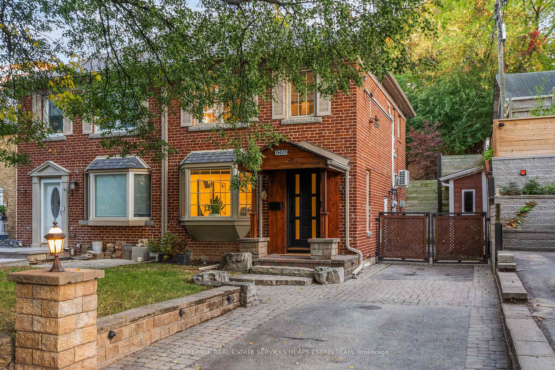 Photo 1 of 565 Roehampton Avenue, Toronto, Mount Pleasant East — HOMEH