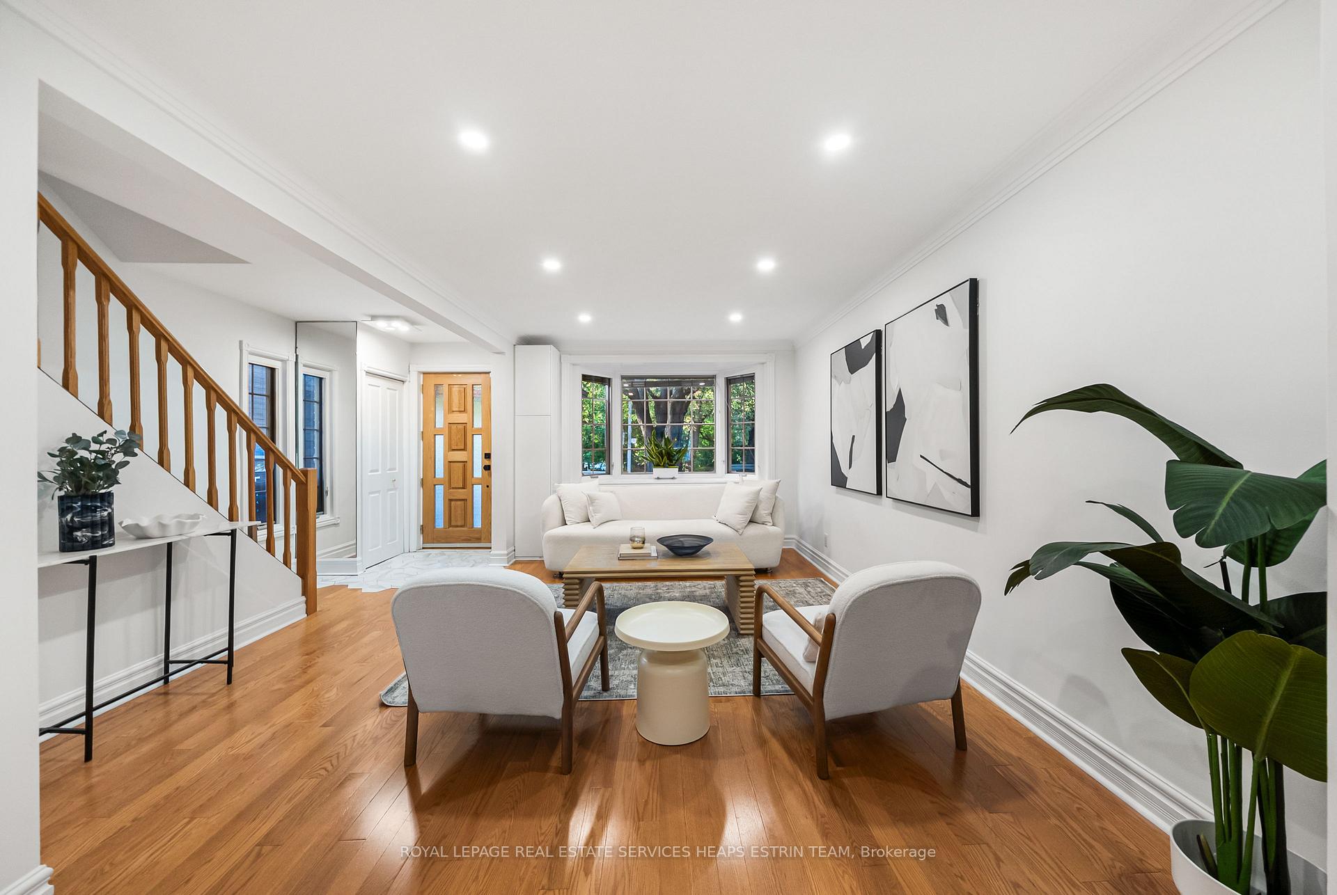 Photo 3 of 565 Roehampton Avenue, Toronto, Mount Pleasant East — HOMEH