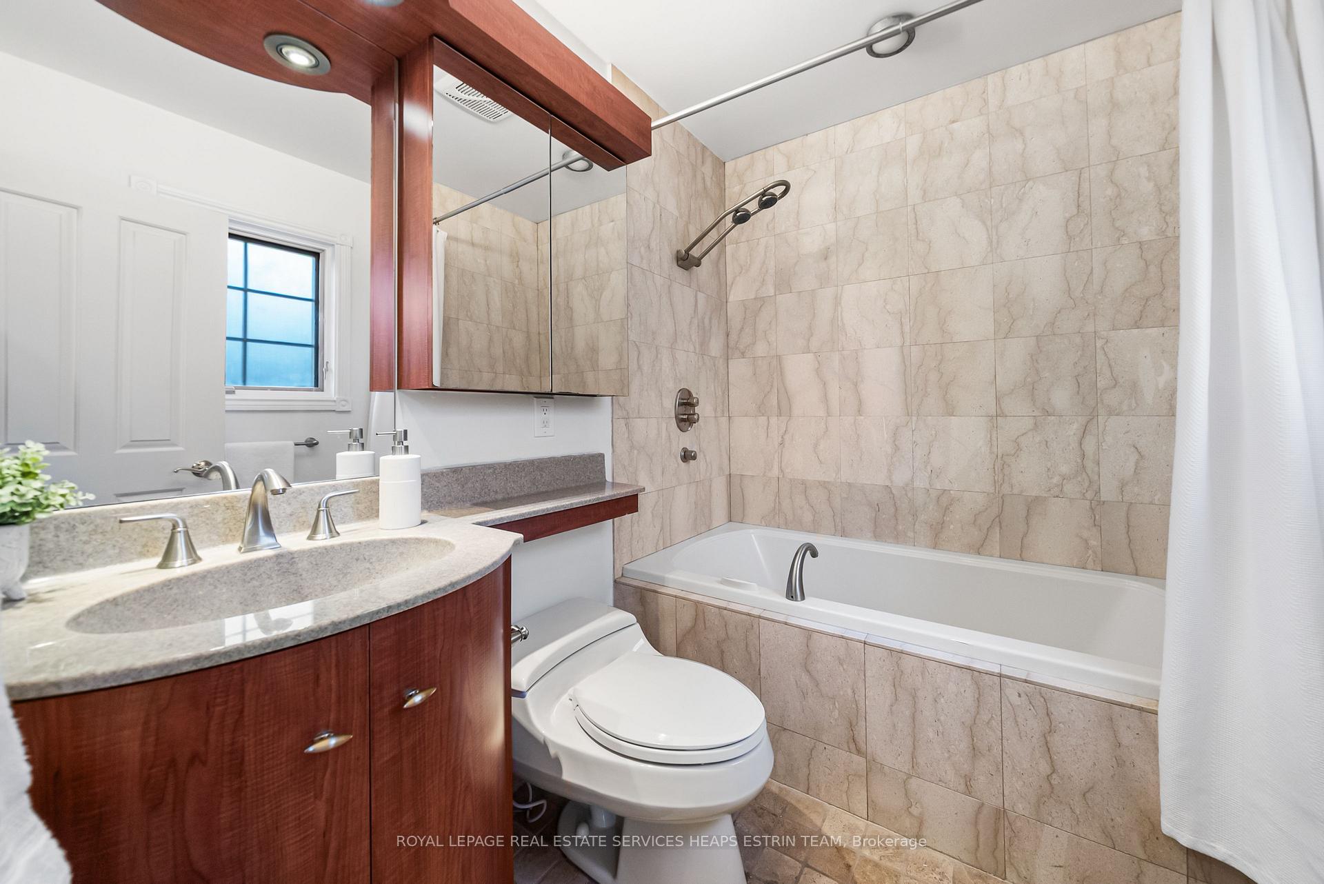 Photo 27 of 565 Roehampton Avenue, Toronto, Mount Pleasant East — HOMEH