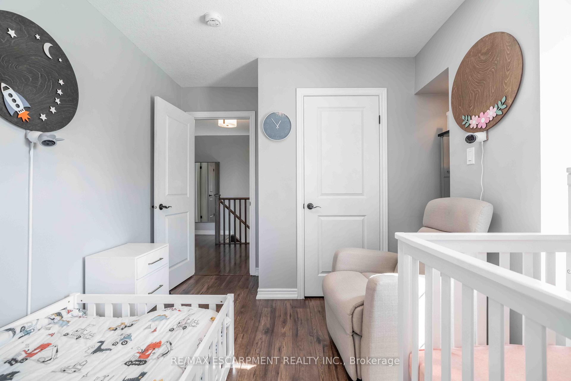 Photo 25 of Unit 13, 11 Stockbridge Gardens, Hamilton, Stoney Creek Mountain — HOMEH
