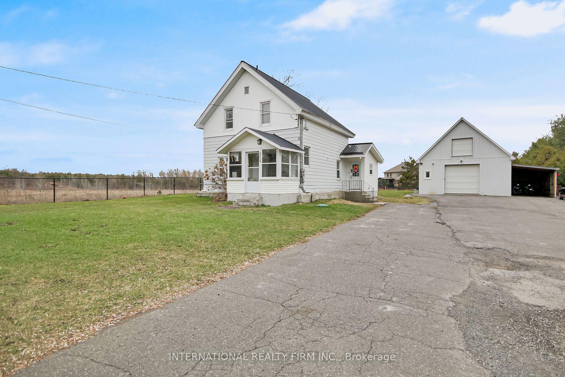 Photo 2 of 1558 Stagecoach Road, Ottawa, Greely — HOMEH