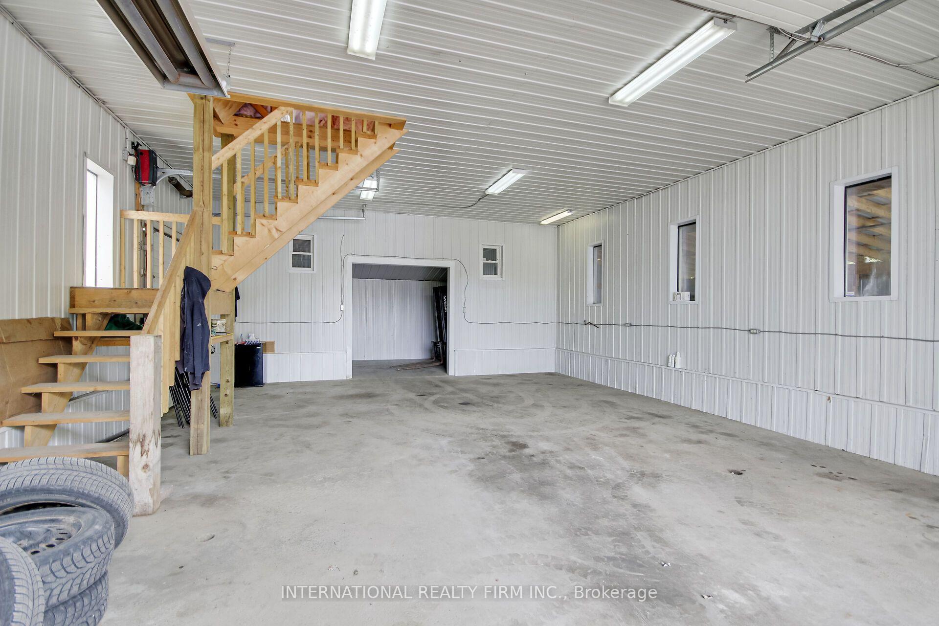 Photo 17 of 1558 Stagecoach Road, Ottawa, Greely — HOMEH