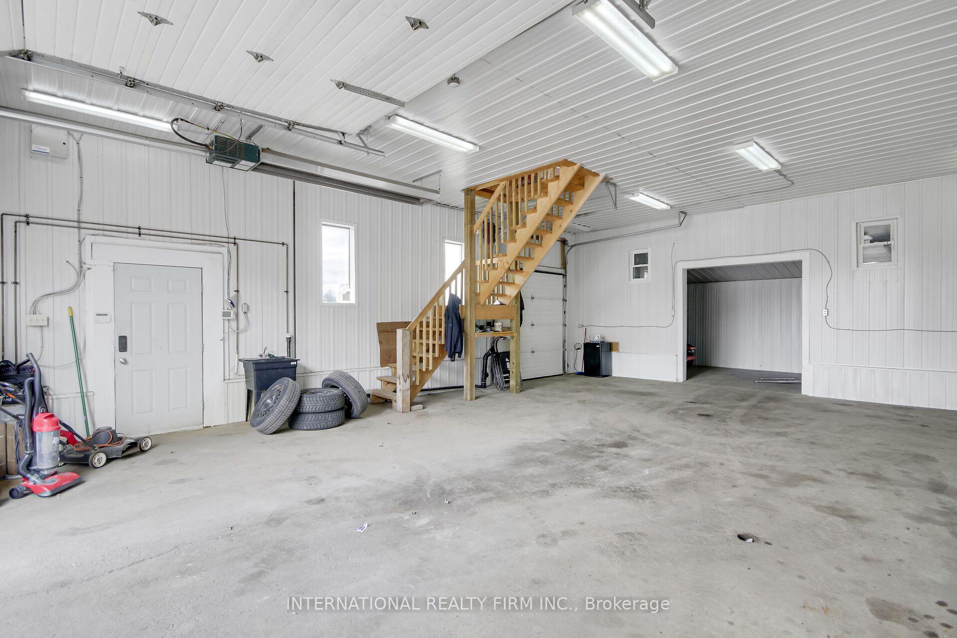 Photo 18 of 1558 Stagecoach Road, Ottawa, Greely — HOMEH