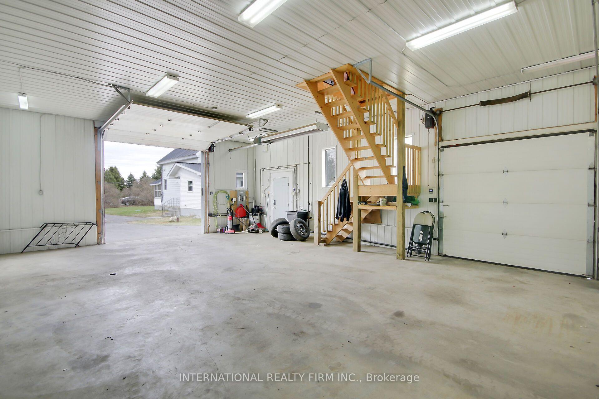 Photo 20 of 1558 Stagecoach Road, Ottawa, Greely — HOMEH