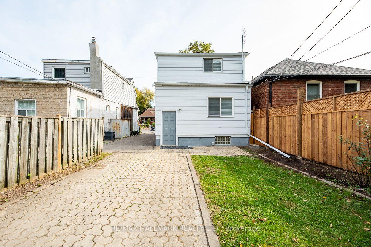 Photo 22 of 70 Madelaine Avenue, Scarborough, Oakridge — HOMEH