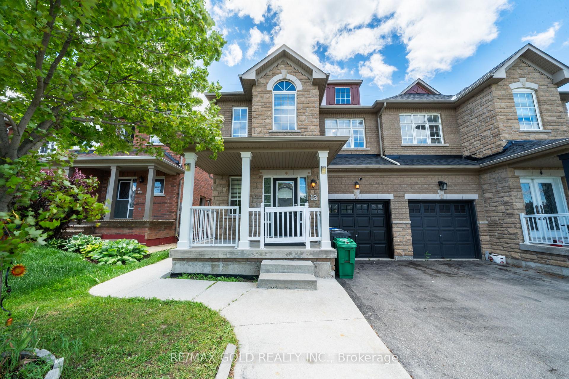Photo 2 of 12 Pefferlaw Drive, Brampton, Bram West — HOMEH