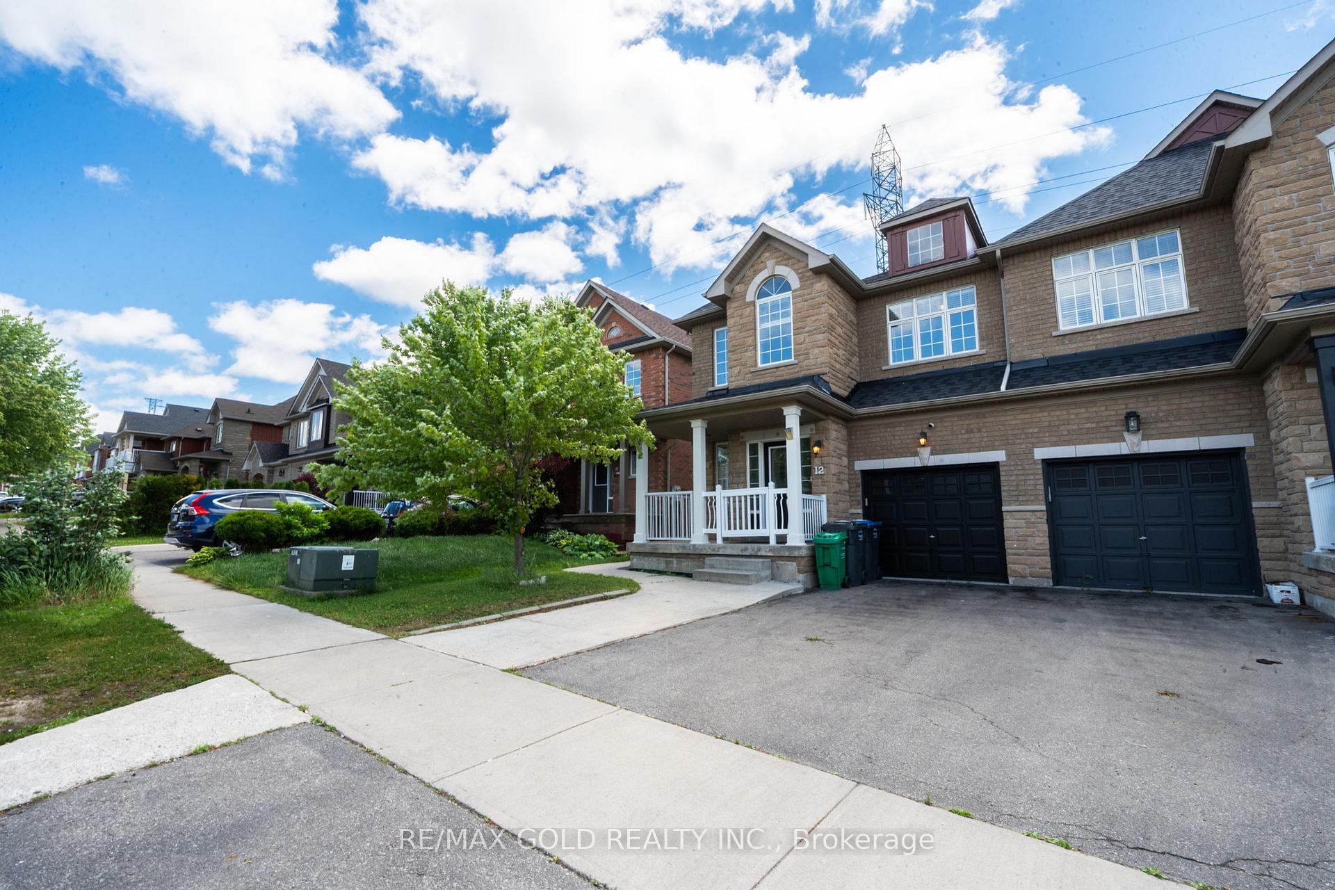 Photo 3 of 12 Pefferlaw Drive, Brampton, Bram West — HOMEH