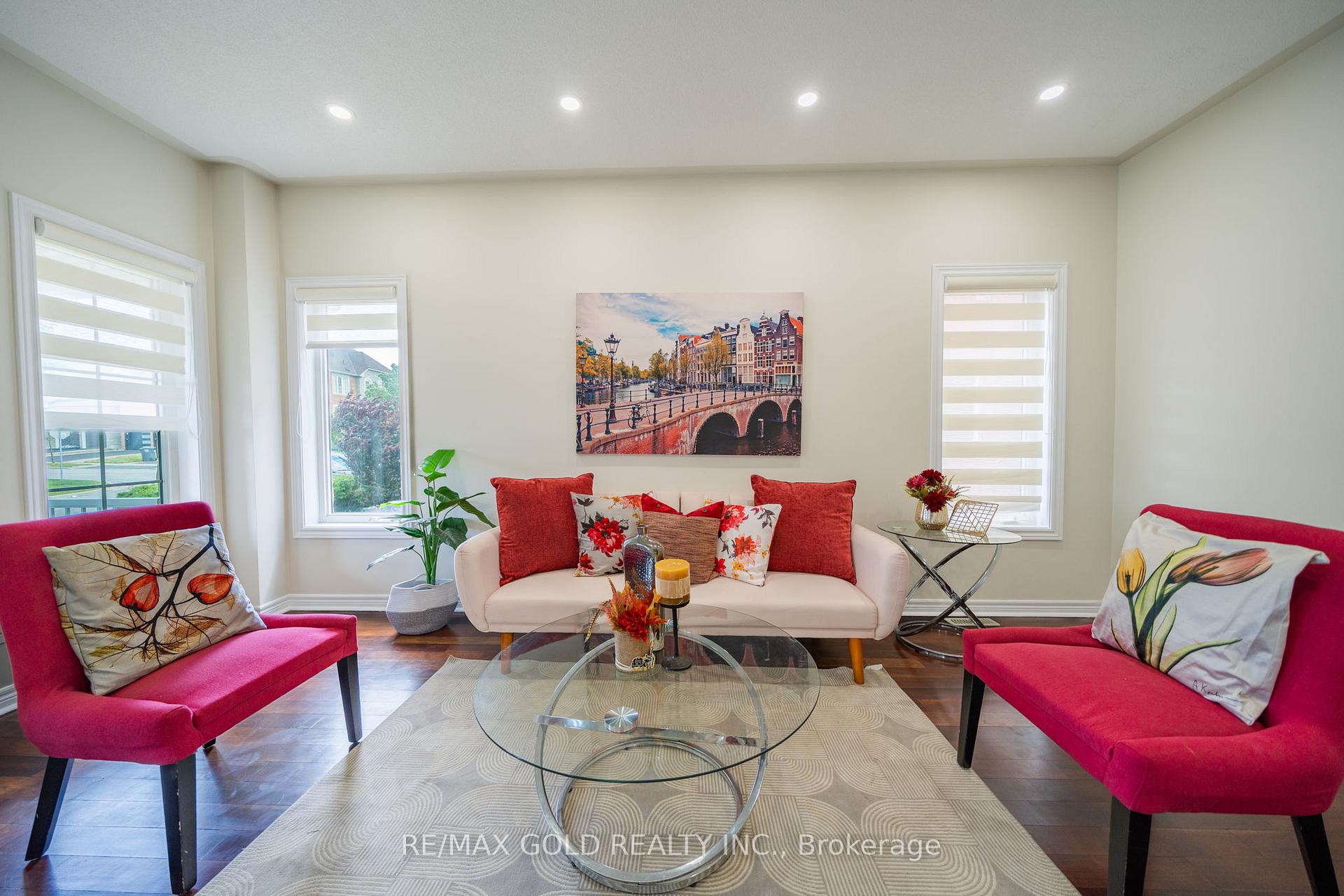 Photo 7 of 12 Pefferlaw Drive, Brampton, Bram West — HOMEH