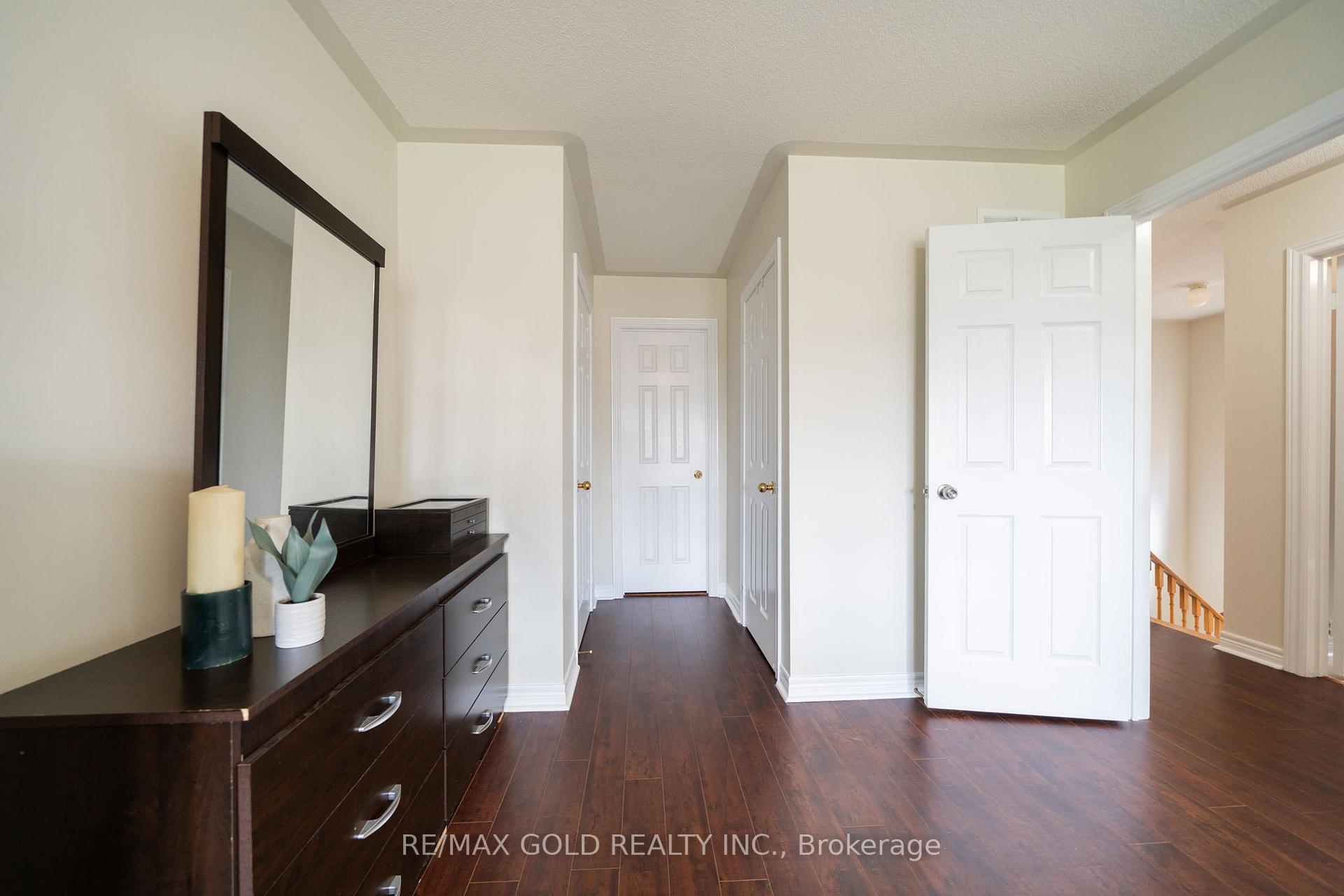 Photo 24 of 12 Pefferlaw Drive, Brampton, Bram West — HOMEH
