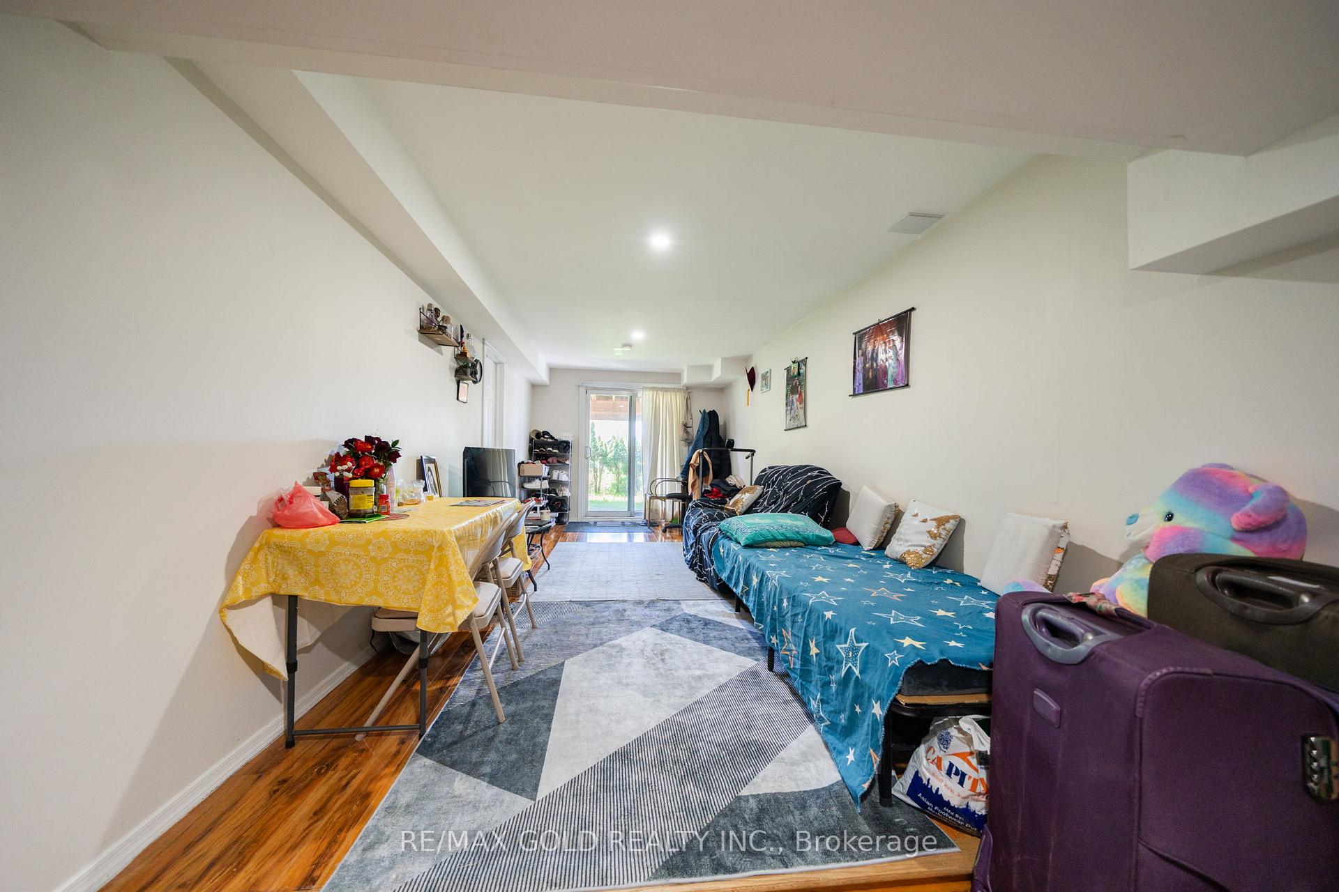 Photo 44 of 12 Pefferlaw Drive, Brampton, Bram West — HOMEH